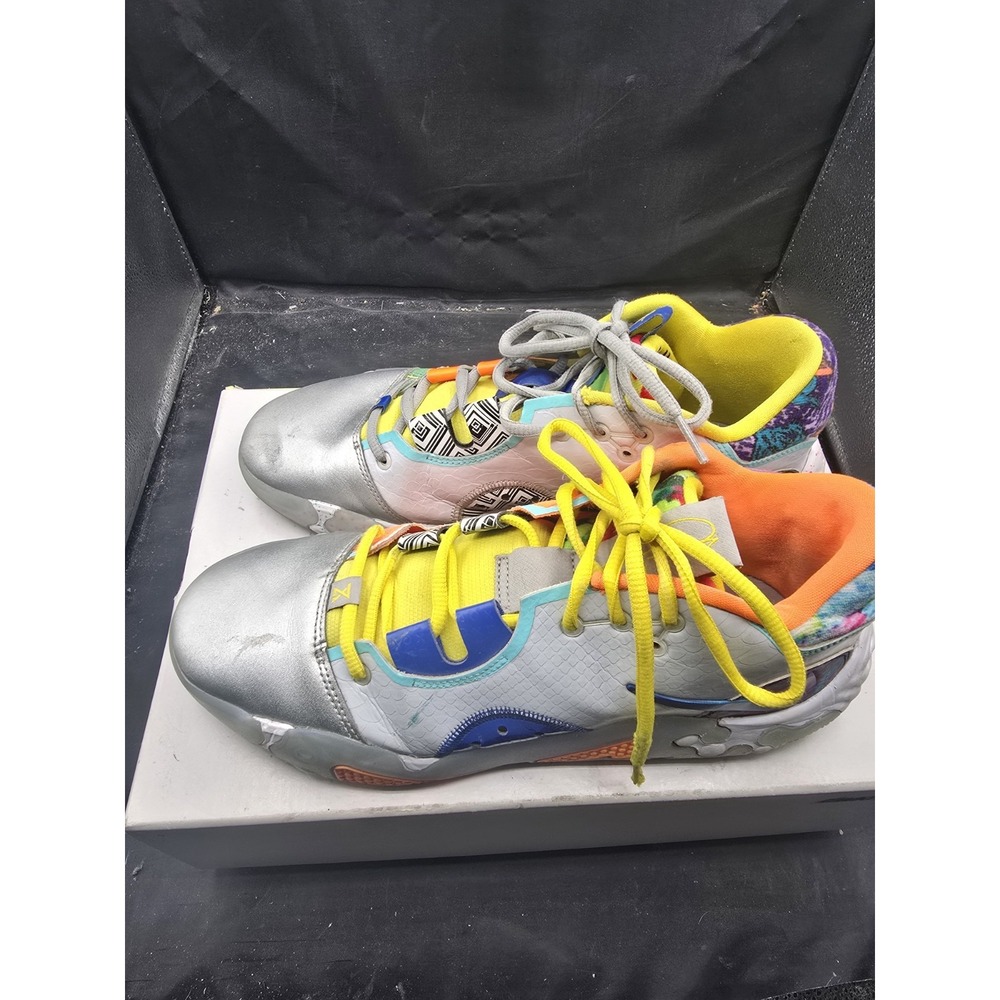 Nike‎